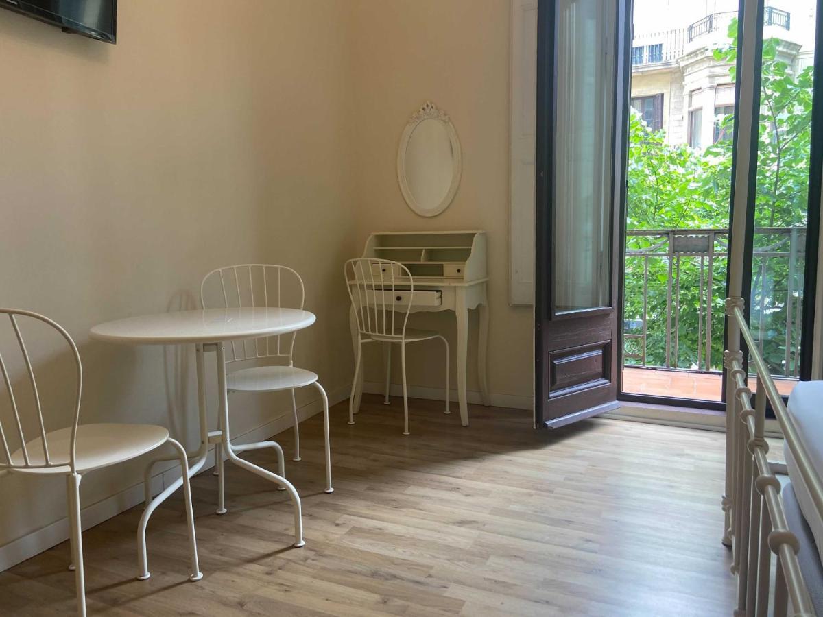 Lumine Luxury Suites By Gaiarooms Barcelona Ngoại thất bức ảnh
