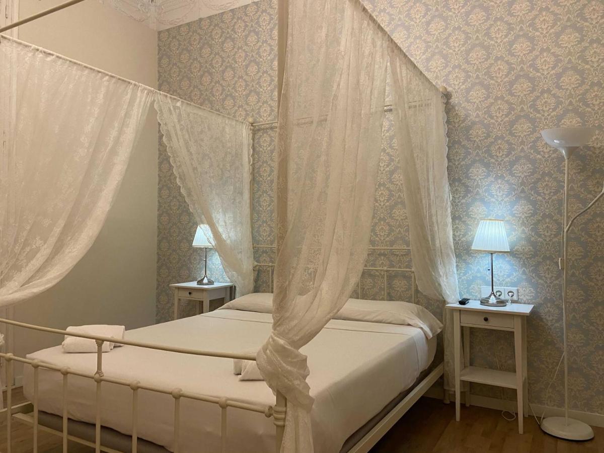 Lumine Luxury Suites By Gaiarooms Barcelona Ngoại thất bức ảnh