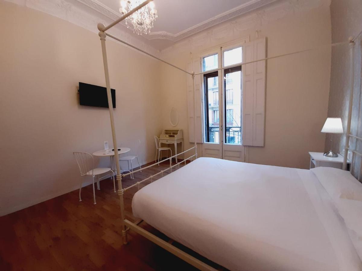 Lumine Luxury Suites By Gaiarooms Barcelona Ngoại thất bức ảnh