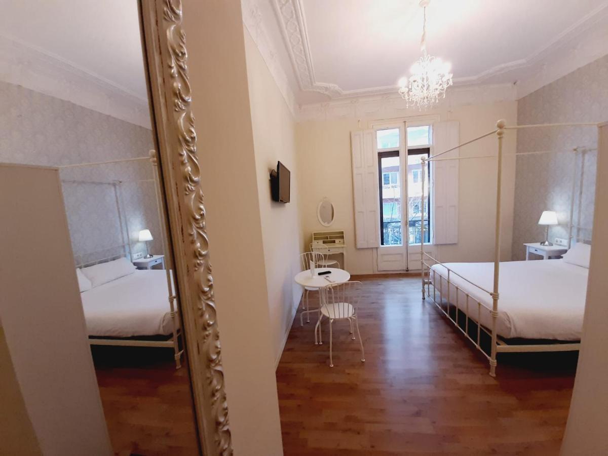Lumine Luxury Suites By Gaiarooms Barcelona Ngoại thất bức ảnh