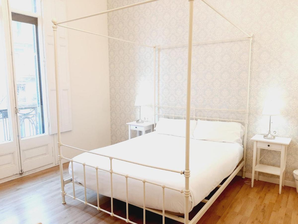 Lumine Luxury Suites By Gaiarooms Barcelona Ngoại thất bức ảnh
